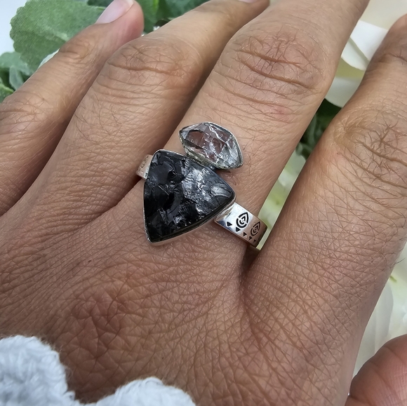 DEFENDER RING - Picture 6 of 8